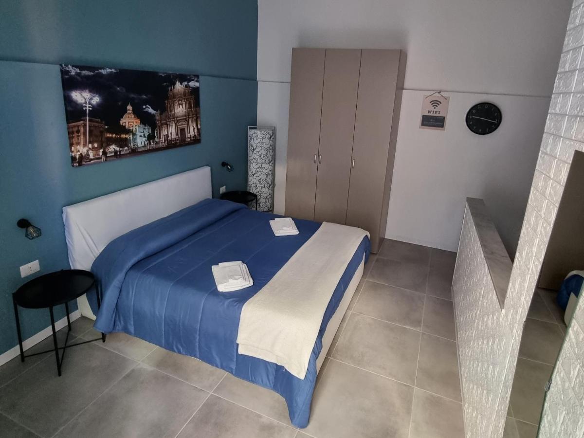 Il Vicolo Home Катания Экстерьер фото