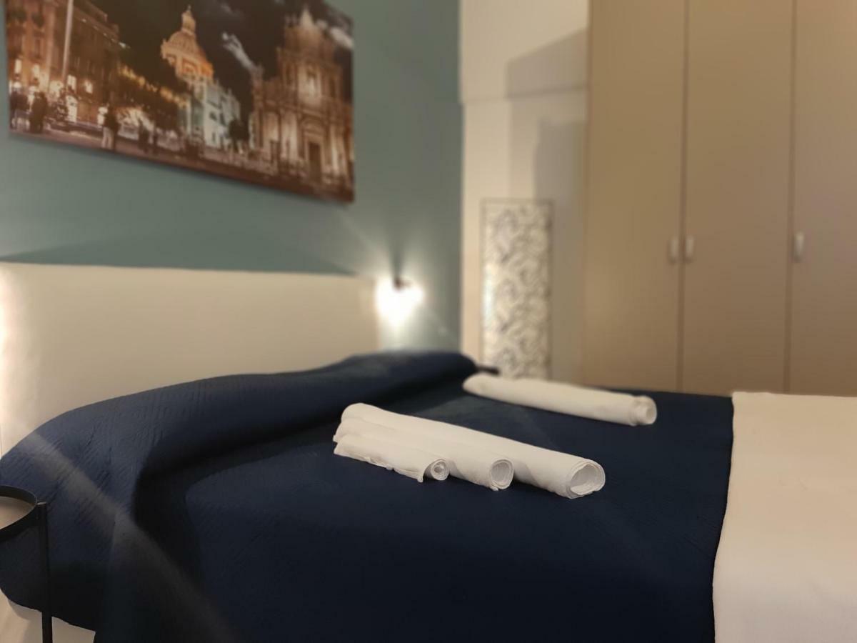Il Vicolo Home Катания Экстерьер фото